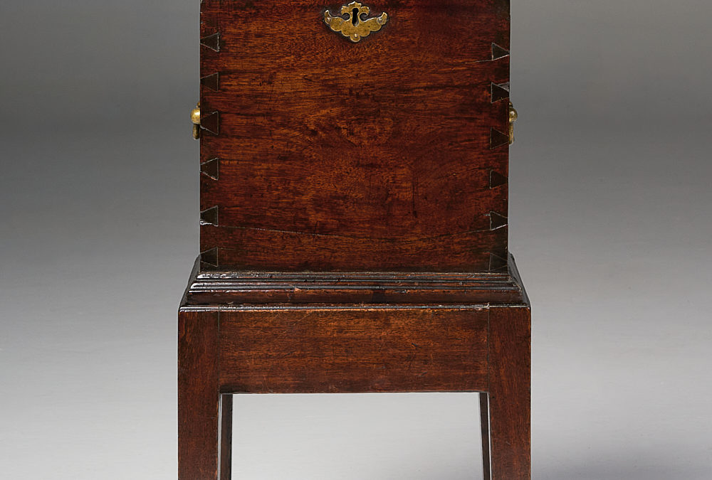 DIMINUTIVE MAHOGANY CELLARET