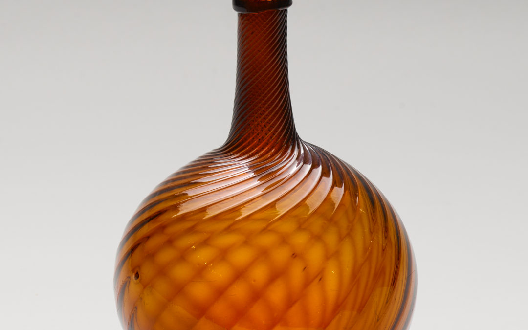 Amber Swirl Glass Bottle 7″ – sold